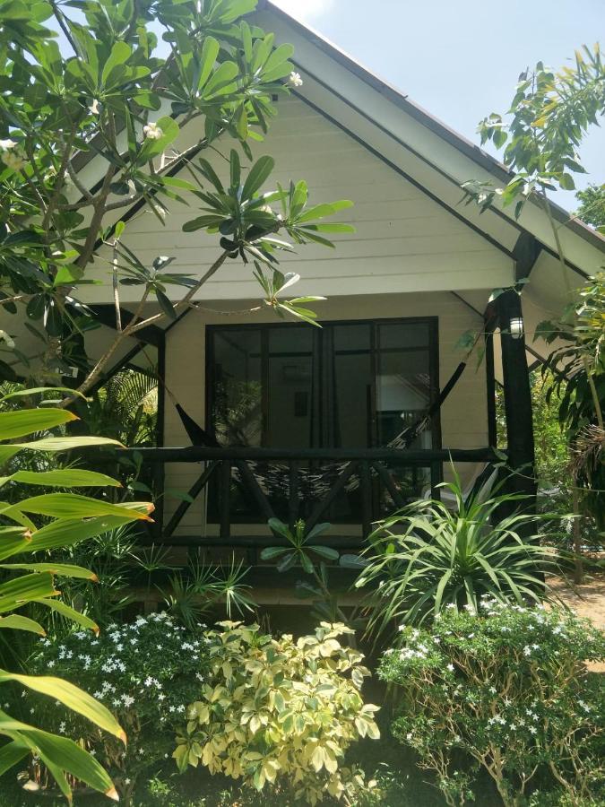 Lanta Fa Rung Beach Resort Ко-Ланта Екстер'єр фото